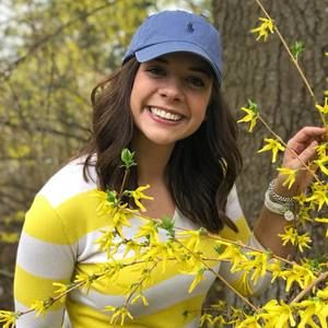 Meet your Posher, Lena